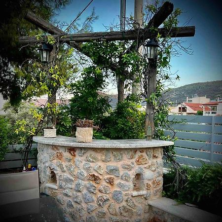 Ένας Ευχάριστος Χώρος Με Πισίνα Villa Pórto Ráfti Exterior photo